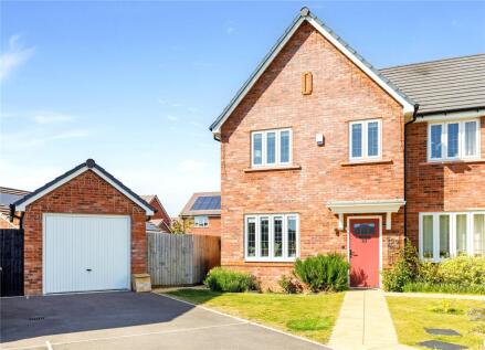 Christ Church Way, Evesham, Worcestershire, WR11