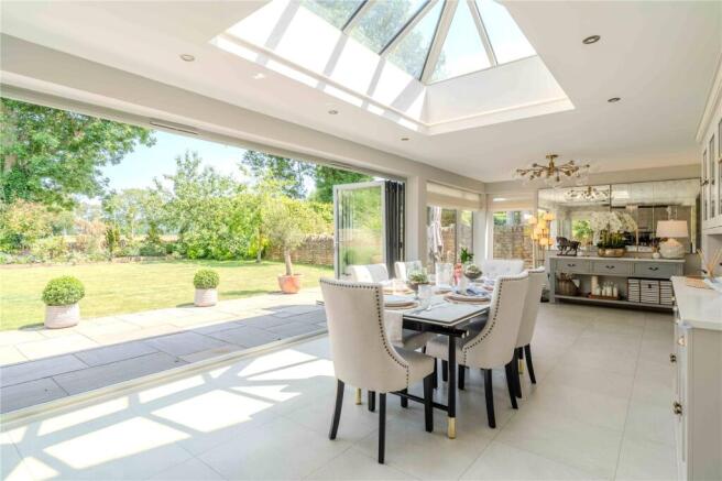 Kitchen/Dining
