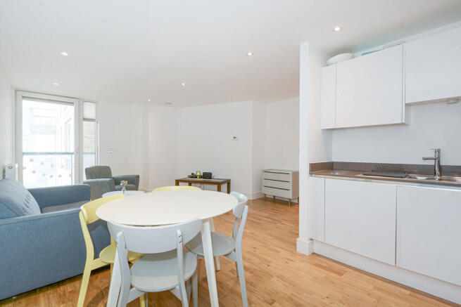 81 Beacon Point(6...