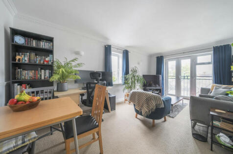 Ockford Road, Godalming, Surrey, GU7