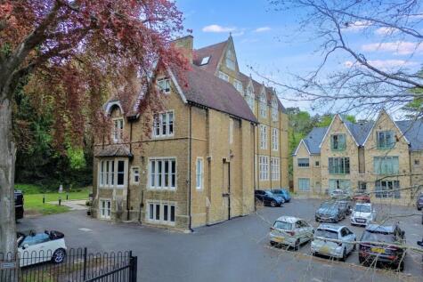 Filmer Grove, Godalming, Surrey, GU7