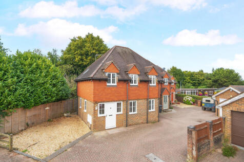 Chapel Lane, Milford, Godalming, Surrey, GU8
