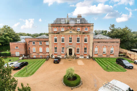 Portsmouth Road, Milford, Godalming, Surrey, GU8