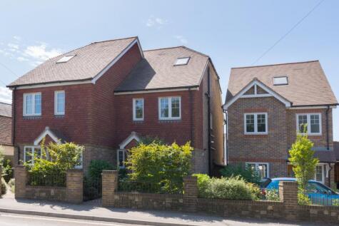 Petworth Road, Witley, Godalming, Surrey, GU8