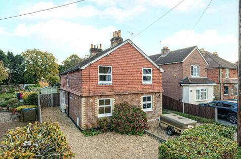 Yew Tree Road, Witley, Godalming, Surrey, GU8