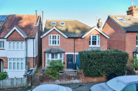 Croft Road, Godalming, Surrey, GU7
