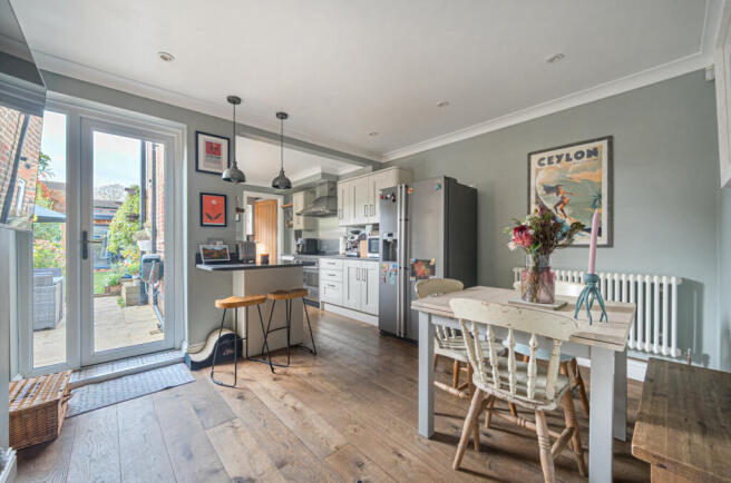 1372093-20-690342...