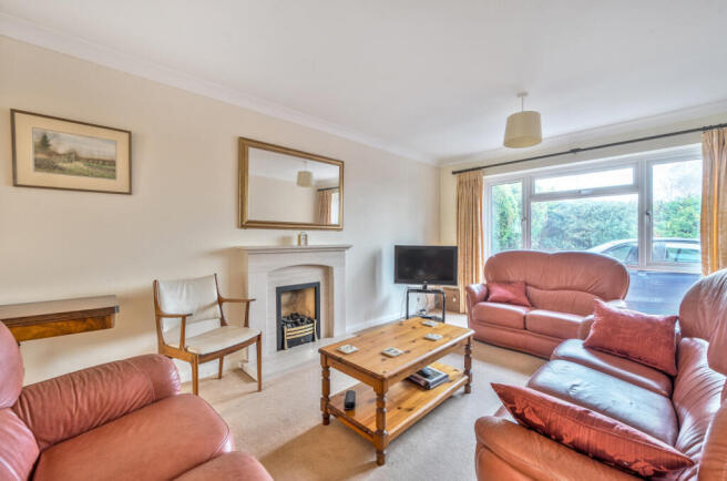 1394739-17-696775...