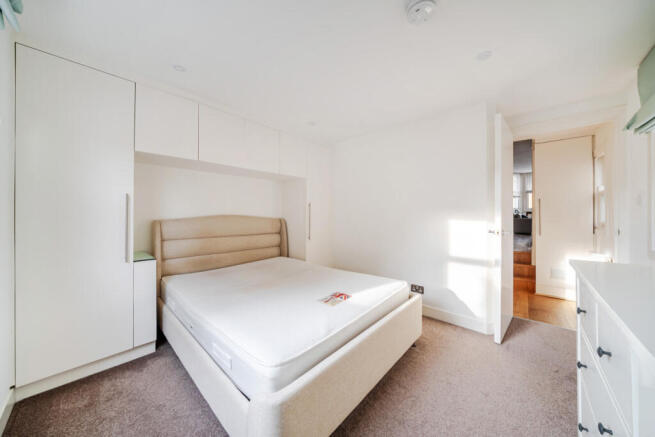 1393816-14-694932...