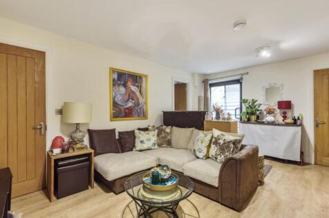 St Johns Hill, Clapham, London, SW11