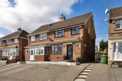 Longmarsh View, Sutton At Hone, Kent, DA4