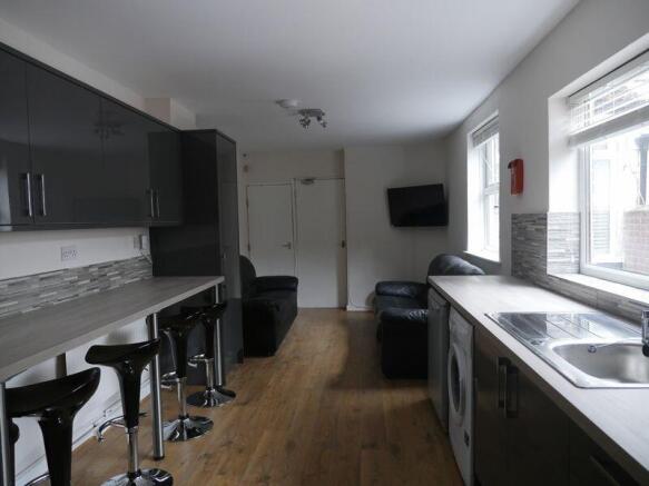 Kitchen 2