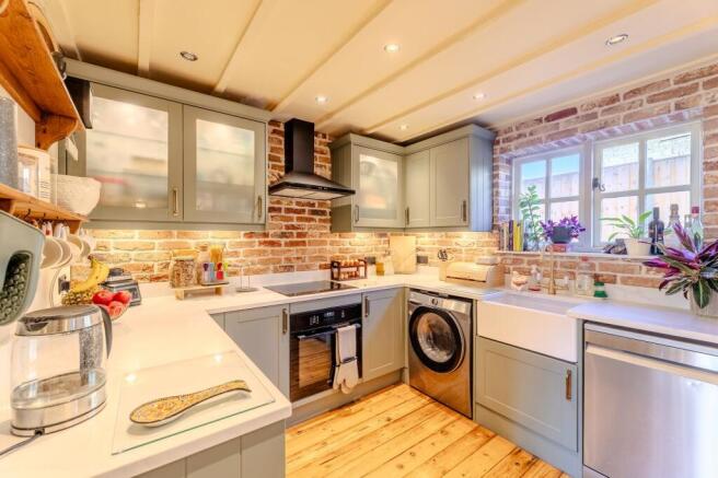 Kitchen / Dining room