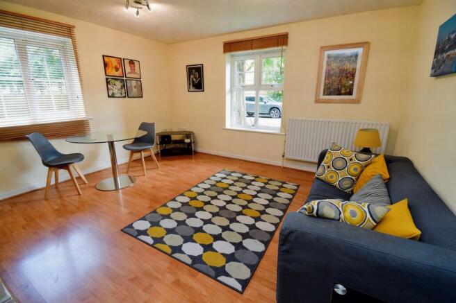 Sitting / Dining Room