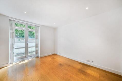 Porchester Square, Bayswater, London, W2