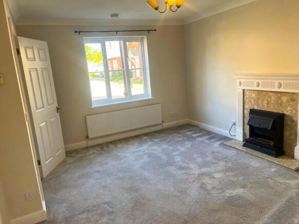 No. 6 - Lounge