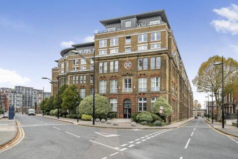 Cadogan Road, Woolwich, London, SE18