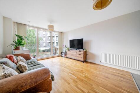 Ealing Road, Brentford, TW8