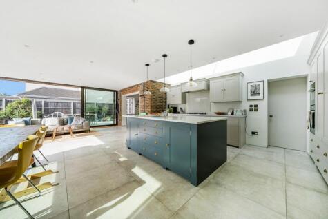 Fox Lane, Keston, Kent, BR2