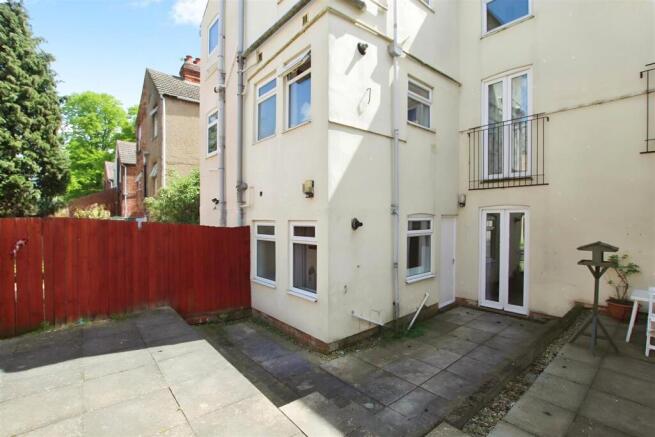 www.primechoiceproperties.co.uk-Mill Road, Ketteri