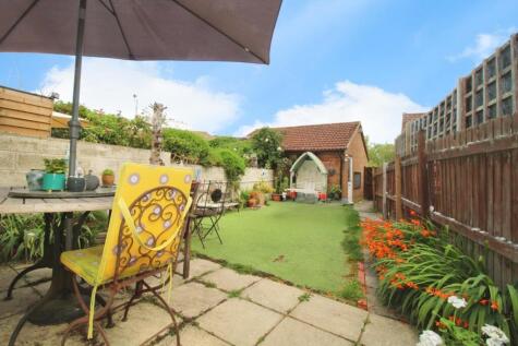 Witts Lane, Purton, SN5