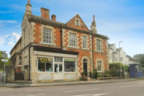 High Street, Purton, SN5