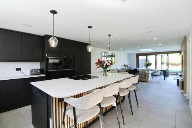 Fitted Kitchen / Family Room