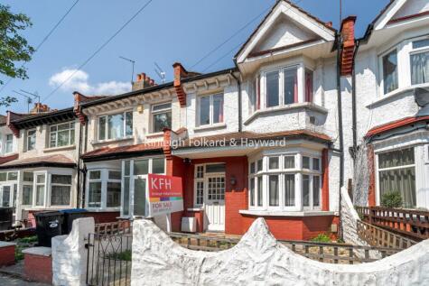Princes Avenue, Palmers Green, London, N13