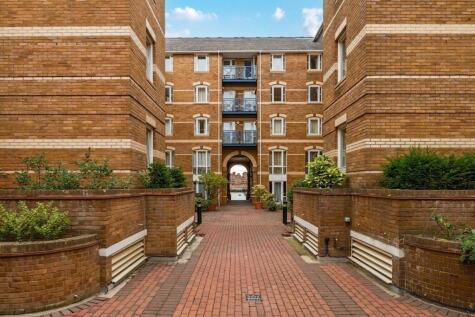 King & Queen Wharf, Rotherhithe Street, Surrey Quays, London, SE16