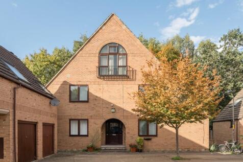 Capstan Way, London, SE16