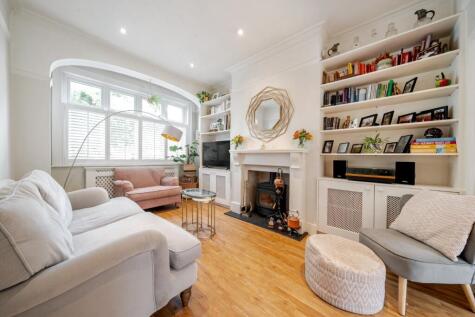 Gunton Road, London, SW17