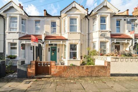 Boscombe Road, London, SW17