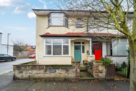 Boundary Road, Colliers Wood, London, SW19