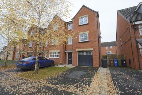 Woodhouses Avenue, Audenshaw, M34