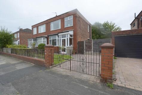 Bentley Road, Denton, M34