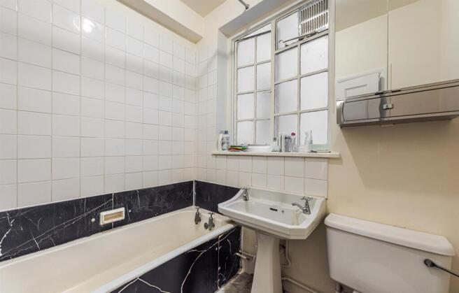 Donovan Court 14-3-2. Low Res.jpg