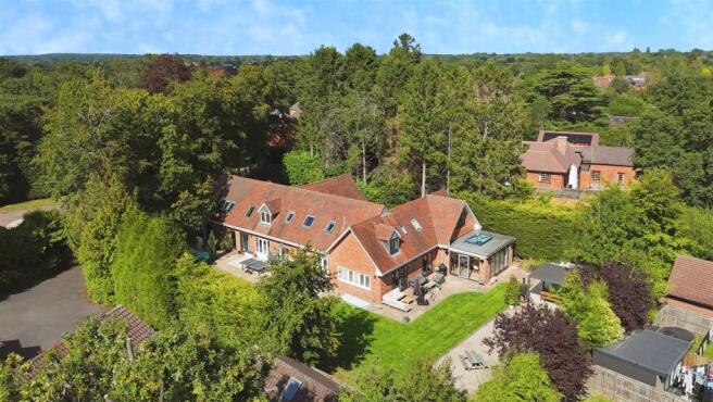 071b54b7--4D02-BB16-E30AE6147629-46764-00000FEE01A