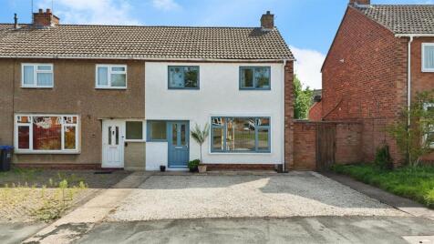 Greville Road, Warwick- Extended end-terrace!