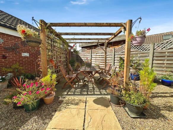 8ad367ab--4E05-88E6-3B2CDC8FEC4C-25515-0000096E095