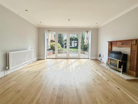 937ab4c8--4F40-A2B2-D8E556C5CC82-11963-00000368D32