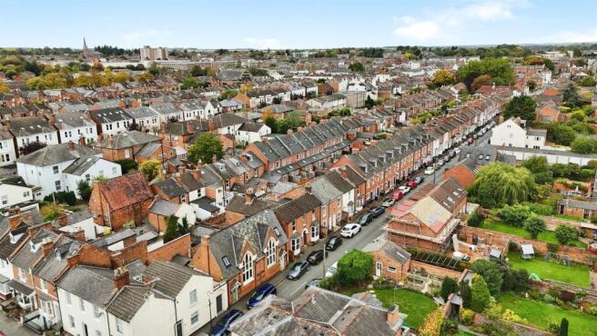 1a03a38a-y_20251007_120138 E2 80 AFpm_0600_1759834