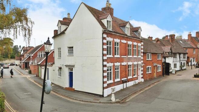 2b598e2d-2-4090-AE06-31FA75E98C16-1072-000000DC2B5