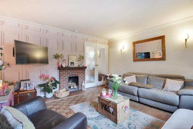 SITTING ROOM