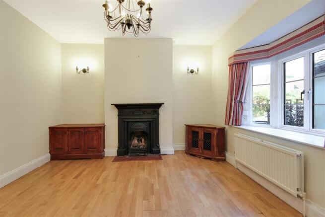 SITTING ROOM