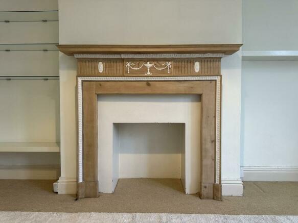 DECORATIVE FIREPLACE