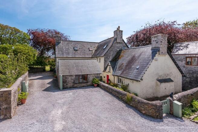 5 bedroom detached house for sale in St Brides Major, Vale Of Glamorgan ...