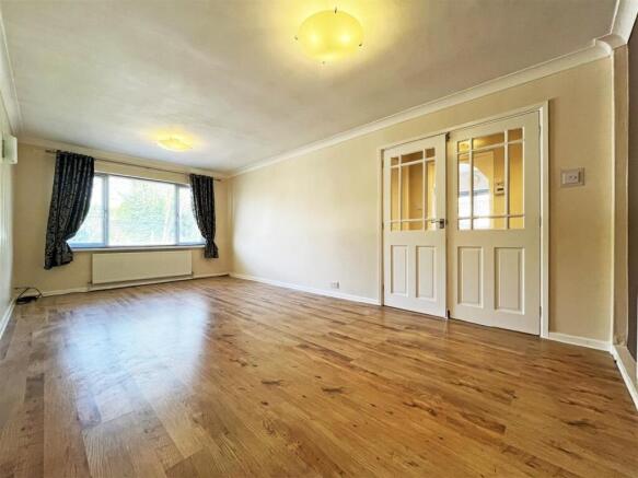 Living/Dining Room