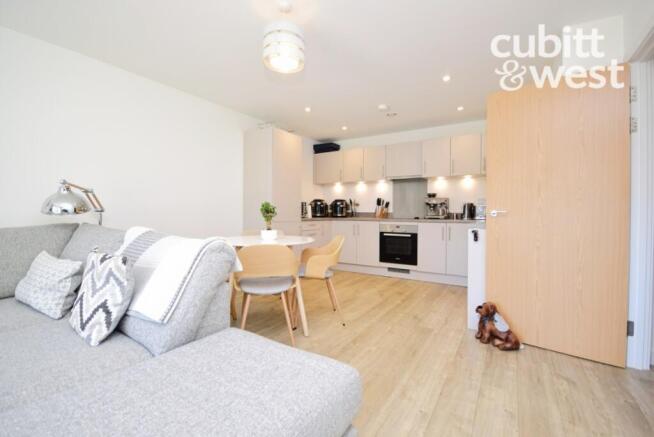 Kitchen/Dining Area