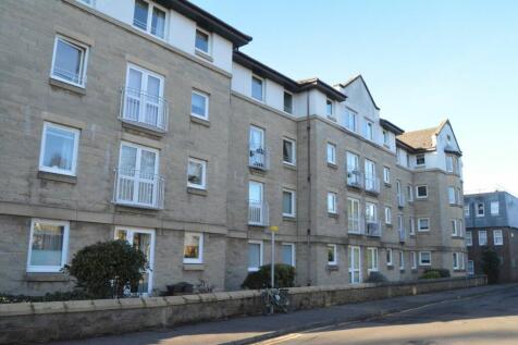 Wellside Place, Wellside Court, FK1