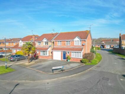 Launceston Drive, Nuneaton, CV11